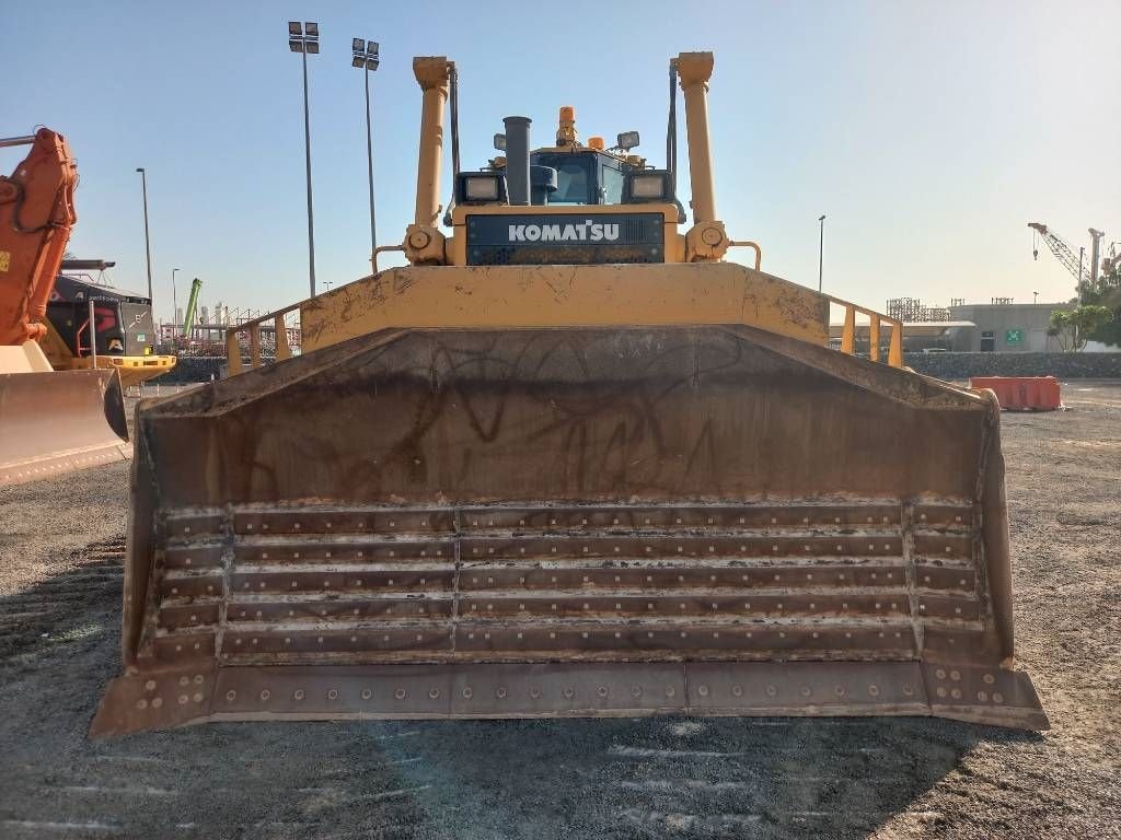 Bulldozer a típus Komatsu D155A-6R (4 pcs available in Abu Dhabi), Gebrauchtmaschine ekkor: Stabroek (Kép 8)