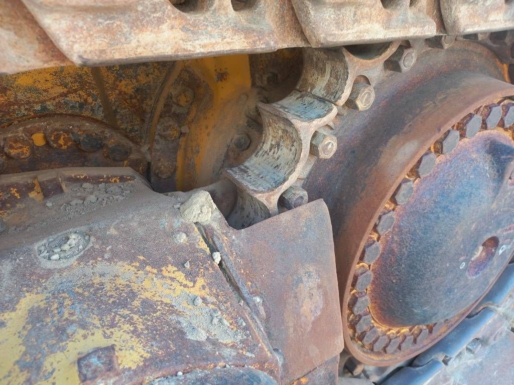 Bulldozer типа Komatsu D155A-6R (4 pcs available in Abu Dhabi), Gebrauchtmaschine в Stabroek (Фотография 8)