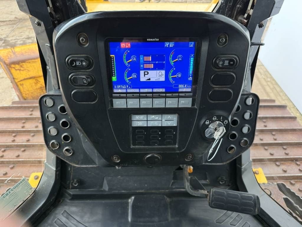 Bulldozer от тип Komatsu D61PX-24 - 6-Way Blade / Ripper Valve / Camera, Gebrauchtmaschine в Veldhoven (Снимка 9)