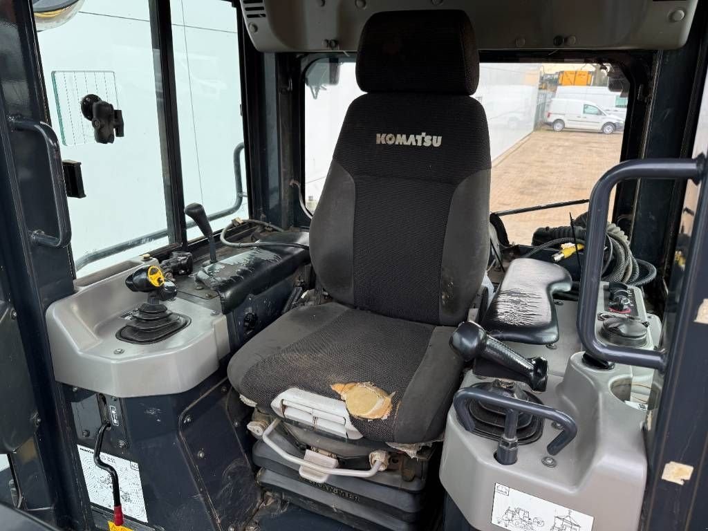 Bulldozer от тип Komatsu D61PX-24 - 6-Way Blade / Ripper Valve / Camera, Gebrauchtmaschine в Veldhoven (Снимка 8)