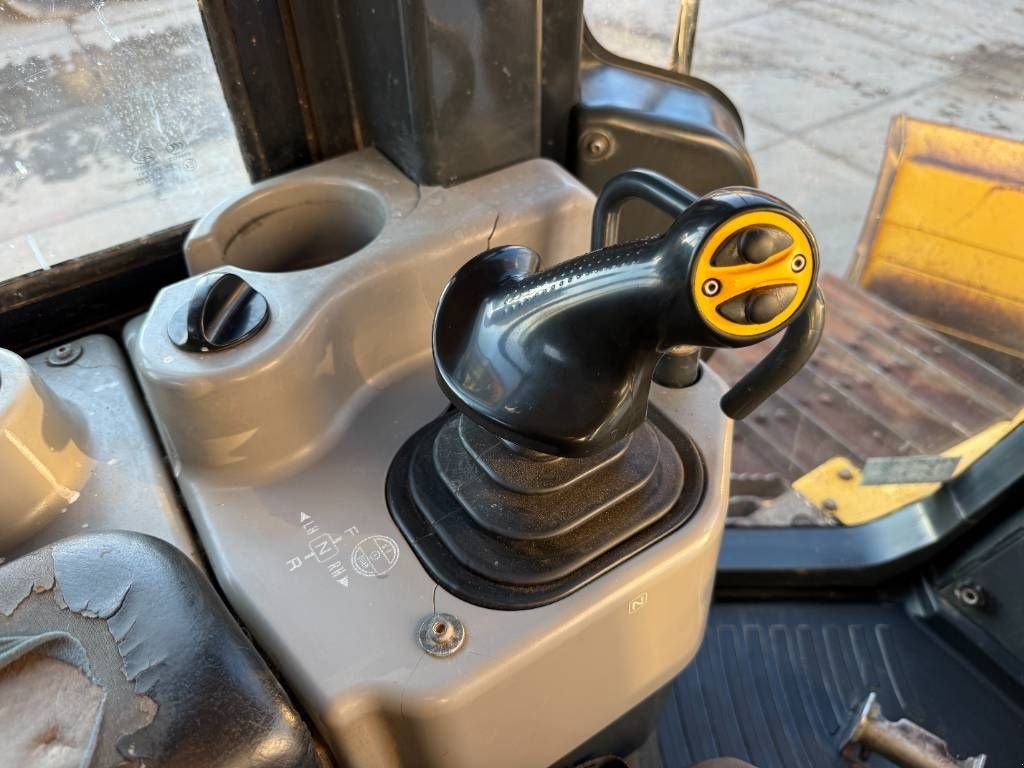 Bulldozer типа Komatsu D61PXi-24 - Topcon GPS / Ripper Valve / Camera, Gebrauchtmaschine в Veldhoven (Фотография 11)