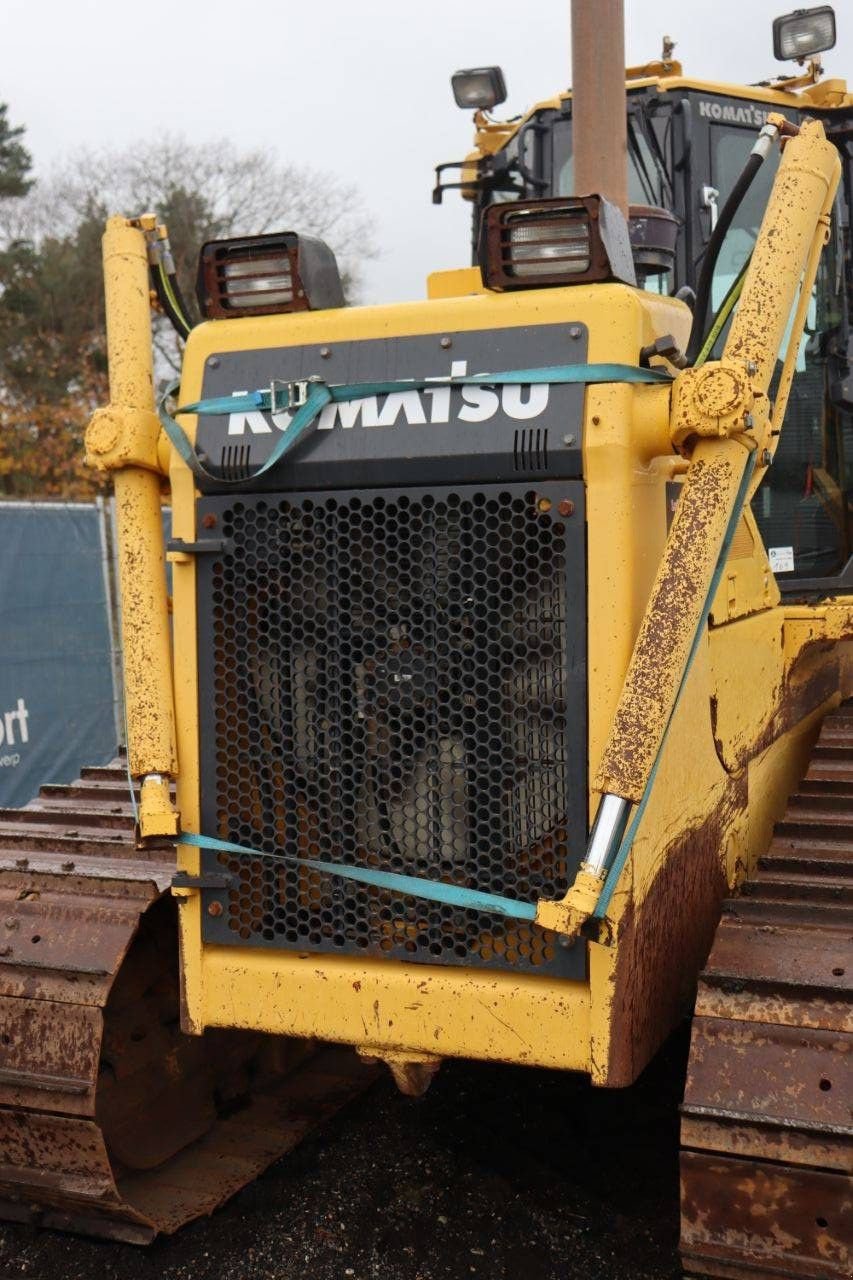 Bulldozer типа Komatsu D65PX-17, Gebrauchtmaschine в Antwerpen (Фотография 11)