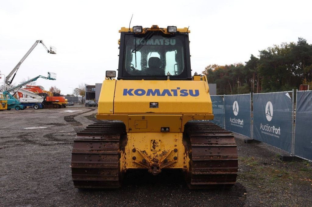 Bulldozer типа Komatsu D65PX-17, Gebrauchtmaschine в Antwerpen (Фотография 5)