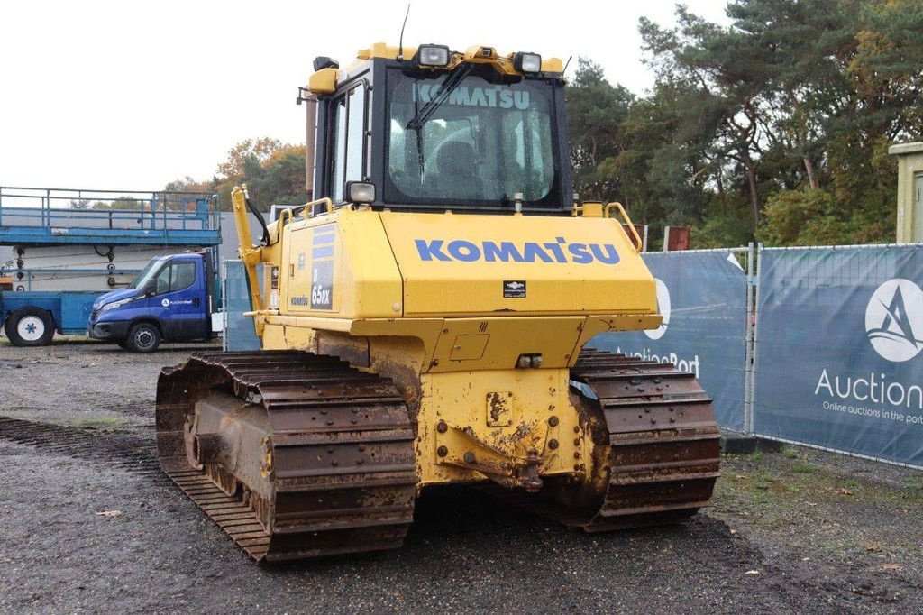 Bulldozer типа Komatsu D65PX-17, Gebrauchtmaschine в Antwerpen (Фотография 4)