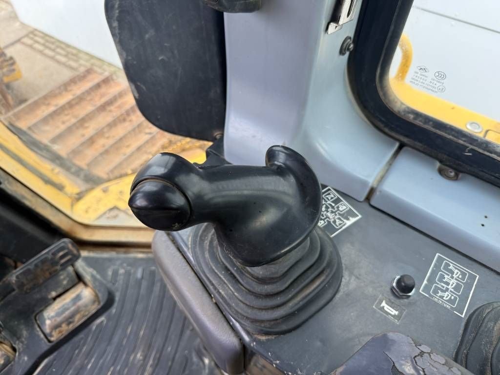 Bulldozer del tipo Komatsu D65WX-16 - German Machine / Folding Blade / Ripper, Gebrauchtmaschine In Veldhoven (Immagine 11)