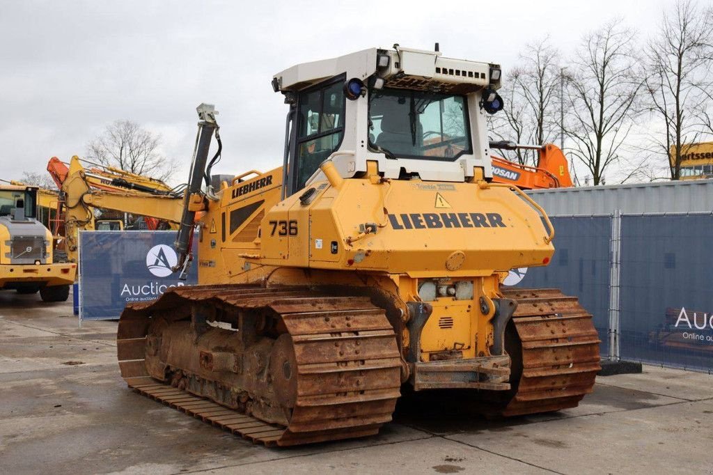 Bulldozer типа Liebherr PR 736 LGP, Gebrauchtmaschine в Antwerpen (Фотография 4)