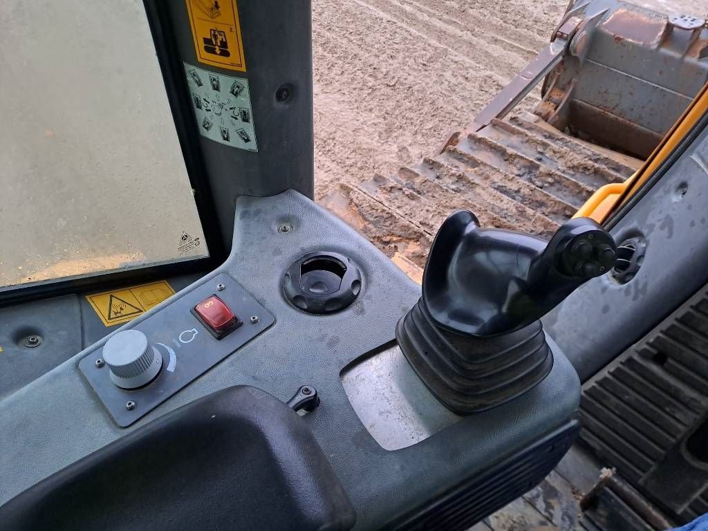 Bulldozer des Typs Liebherr PR 736 LGP, Gebrauchtmaschine in Stabroek (Bild 8)