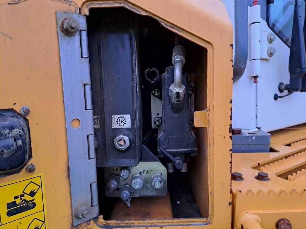 Bulldozer des Typs Liebherr PR 736 LGP, Gebrauchtmaschine in Stabroek (Bild 4)