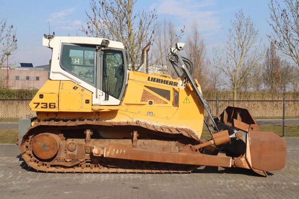 Bulldozer от тип Liebherr PR736 LGP AIRCO LOW HOURS!, Gebrauchtmaschine в Marknesse (Снимка 4)