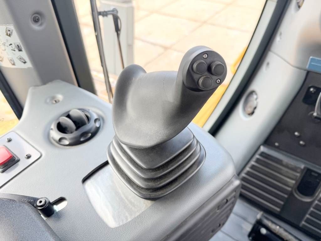 Bulldozer des Typs Liebherr PR756 05 Gen 8 - 68 Hours! Powertrain Warranty, Gebrauchtmaschine in Veldhoven (Bild 11)