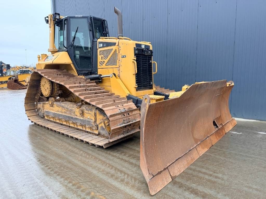 Bulldozer типа Sonstige Cat D6N LGP 90% good U/C Foldable blade, Gebrauchtmaschine в Venlo (Фотография 3)