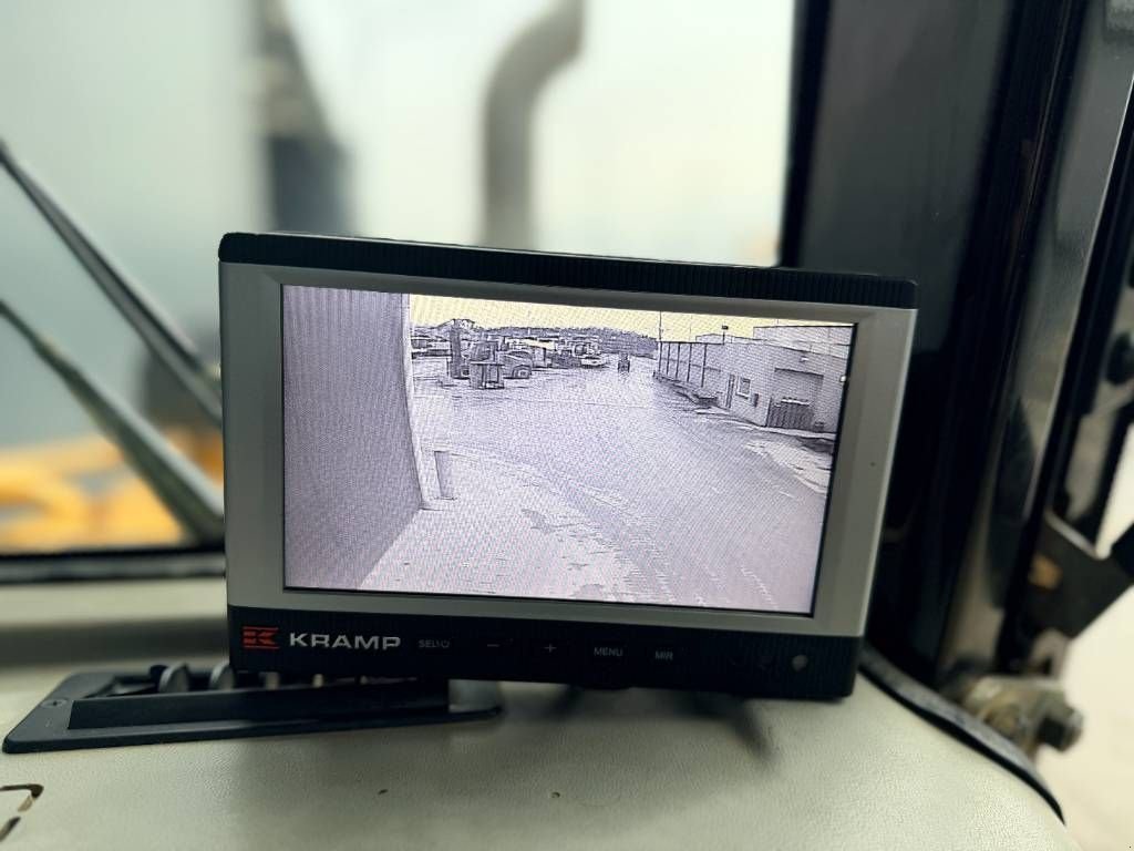 Bulldozer от тип Sonstige Cat D6N XL - Foldable Blade, Gebrauchtmaschine в Venlo (Снимка 8)