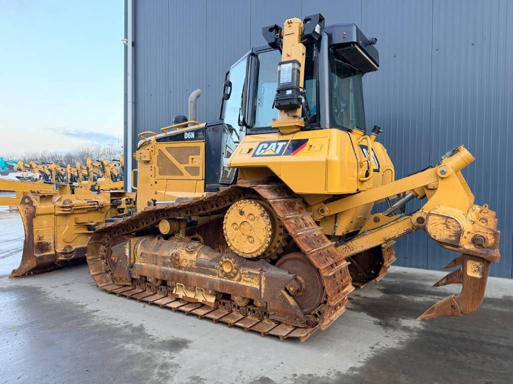 Bulldozer Türe ait Sonstige Cat D6N XL - Foldable Blade, Gebrauchtmaschine içinde Venlo (resim 5)