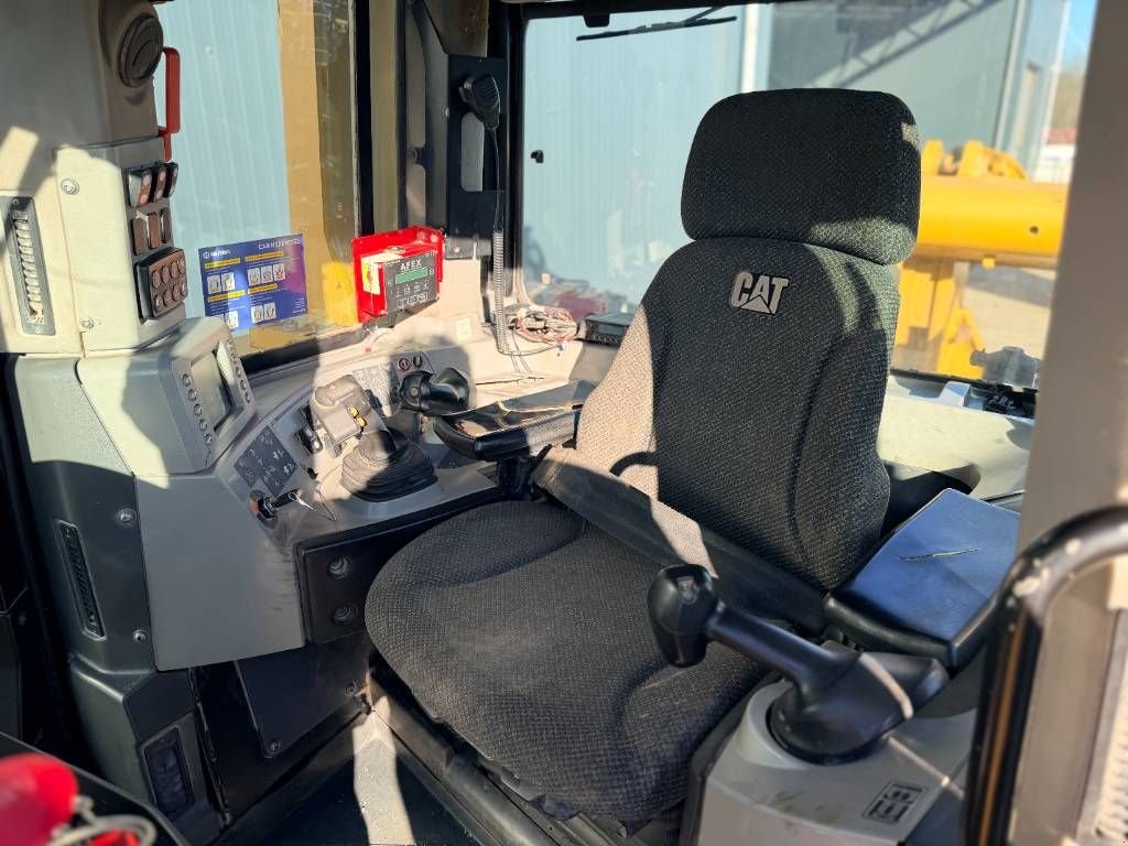 Bulldozer des Typs Sonstige Cat D9T, Gebrauchtmaschine in Venlo (Bild 9)