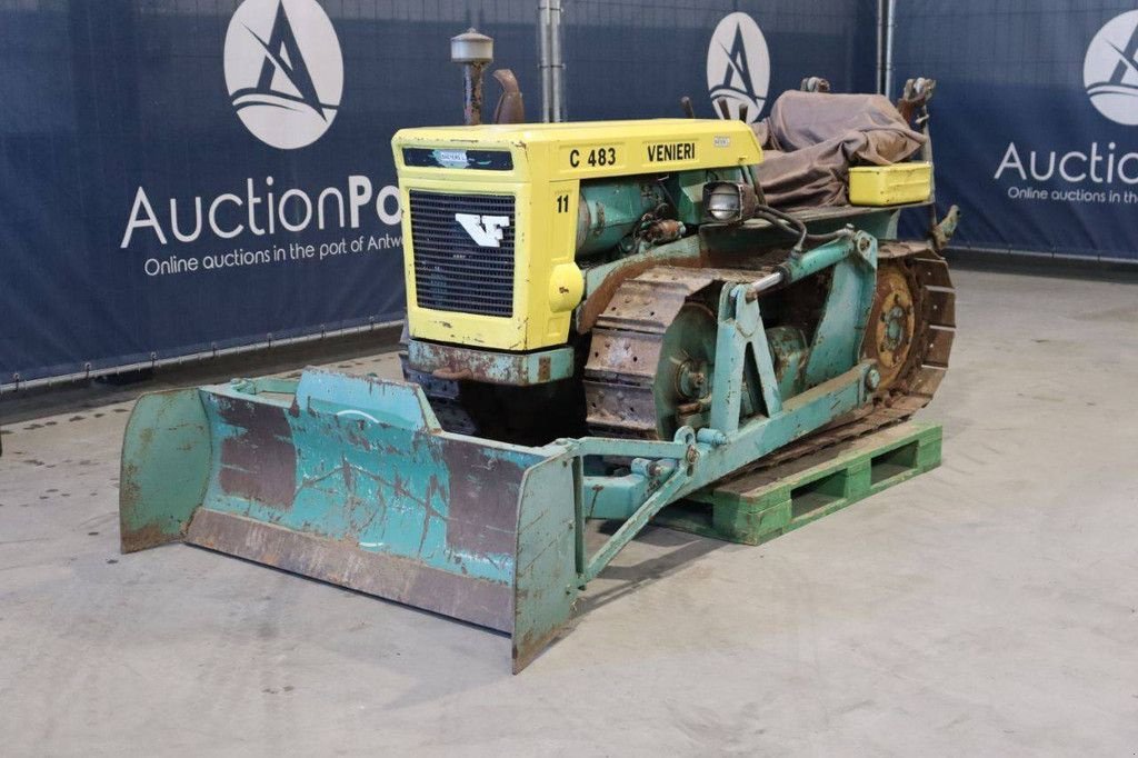 Bulldozer typu Sonstige Venieri C 483, Gebrauchtmaschine v Antwerpen (Obrázek 10)