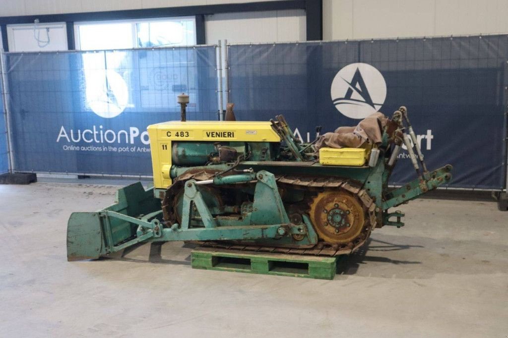 Bulldozer typu Sonstige Venieri C 483, Gebrauchtmaschine v Antwerpen (Obrázek 3)