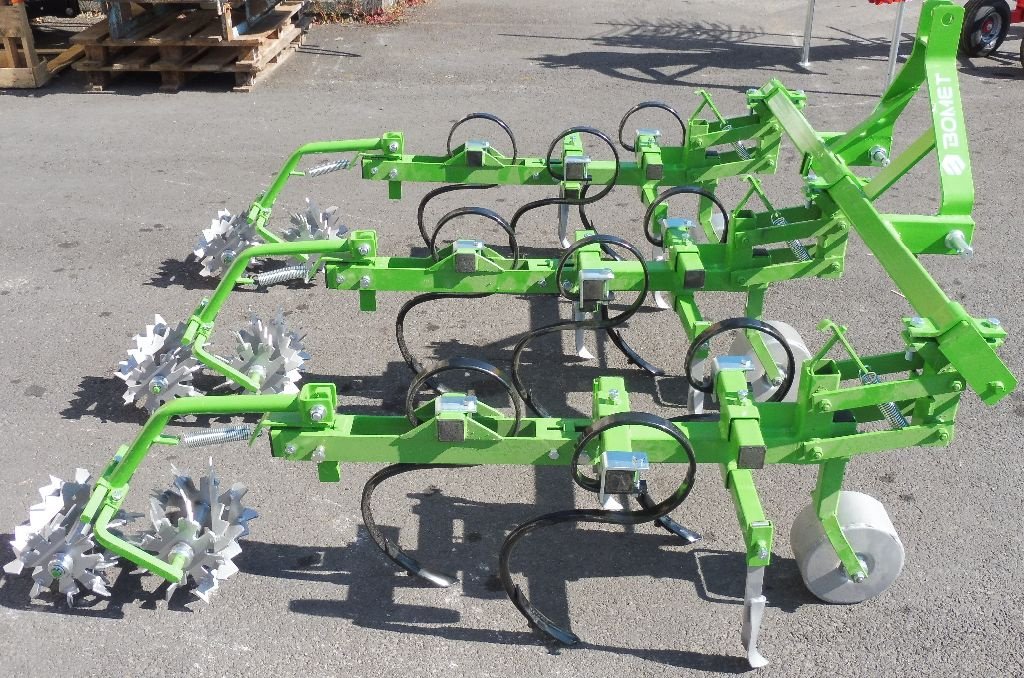 Dammformer типа BOMET BUTTEUSE BINEUSE 2 RANGS AVEC ROULEAUX P475/3, Gebrauchtmaschine в RETHEL (Фотография 3)