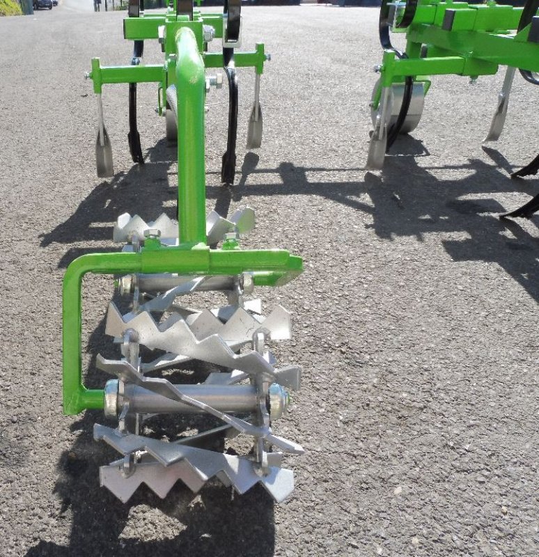 Dammformer типа BOMET BUTTEUSE BINEUSE 2 RANGS AVEC ROULEAUX P475/3, Gebrauchtmaschine в RETHEL (Фотография 8)