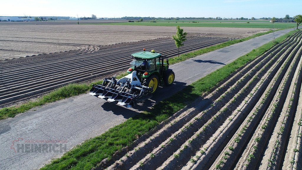 Dammformer des Typs KMK Häufelgerät, Dammformer OF475, Neumaschine in Ehekirchen (Bild 7)