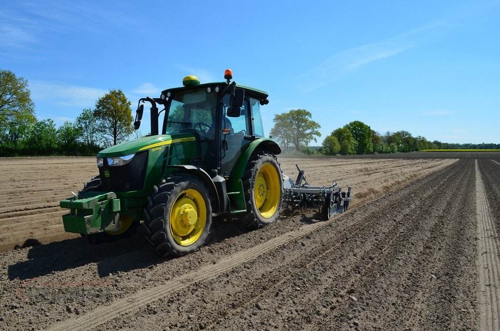 Dammformer des Typs KMK Häufelgerät, Dammformer OF475, Neumaschine in Ehekirchen (Bild 10)