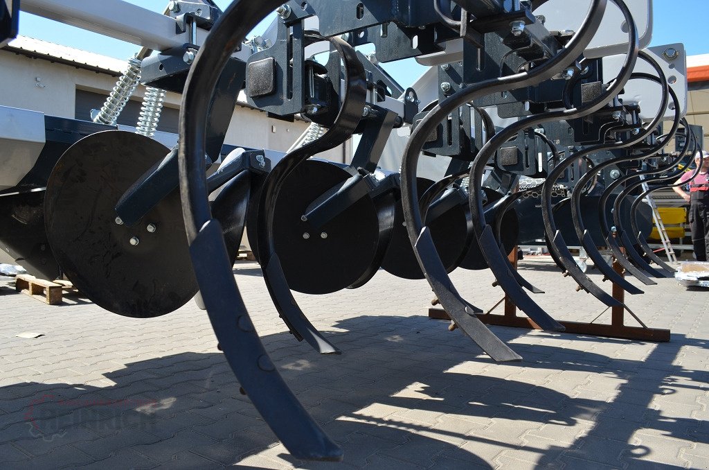 Dammformer des Typs KMK Häufelgerät, Dammformer OF475, Neumaschine in Ehekirchen (Bild 19)