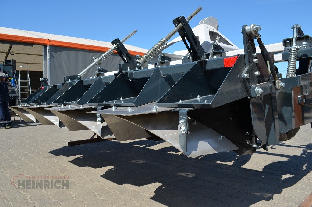 Dammformer des Typs KMK Häufelgerät, Dammformer OF475, Neumaschine in Ehekirchen (Bild 20)