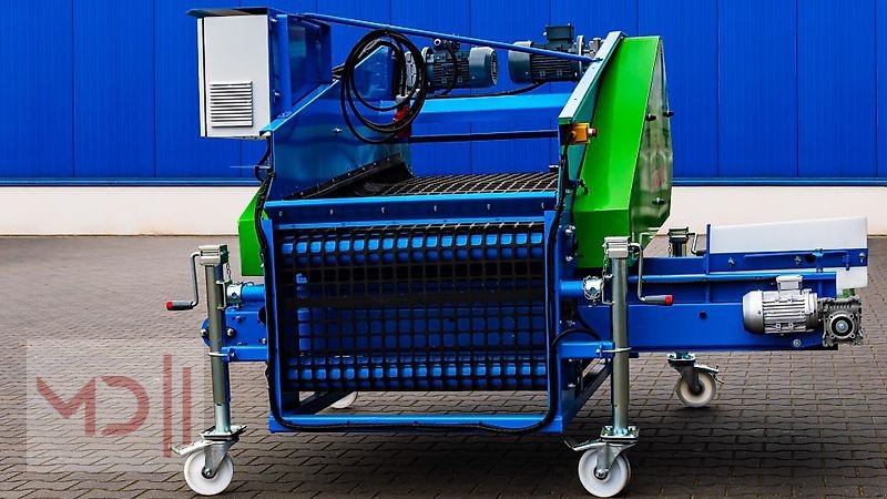 Dammformer des Typs MD Landmaschinen KR Obst- und Gemüsesortierer M 649, Neumaschine in Zeven (Bild 4)