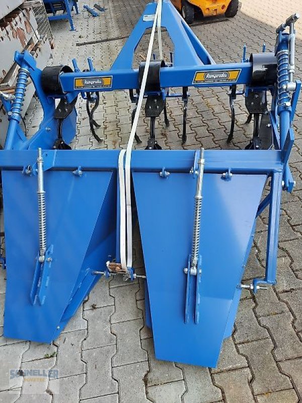 Dammformer des Typs Remprodex Häufler UFO 2RN-75, Neumaschine in Hainsfarth (Bild 3)