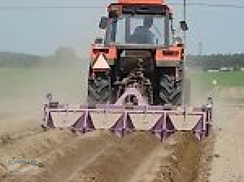 Dammformer des Typs Remprodex Häufler UFO 2RN-75, Neumaschine in Hainsfarth (Bild 9)