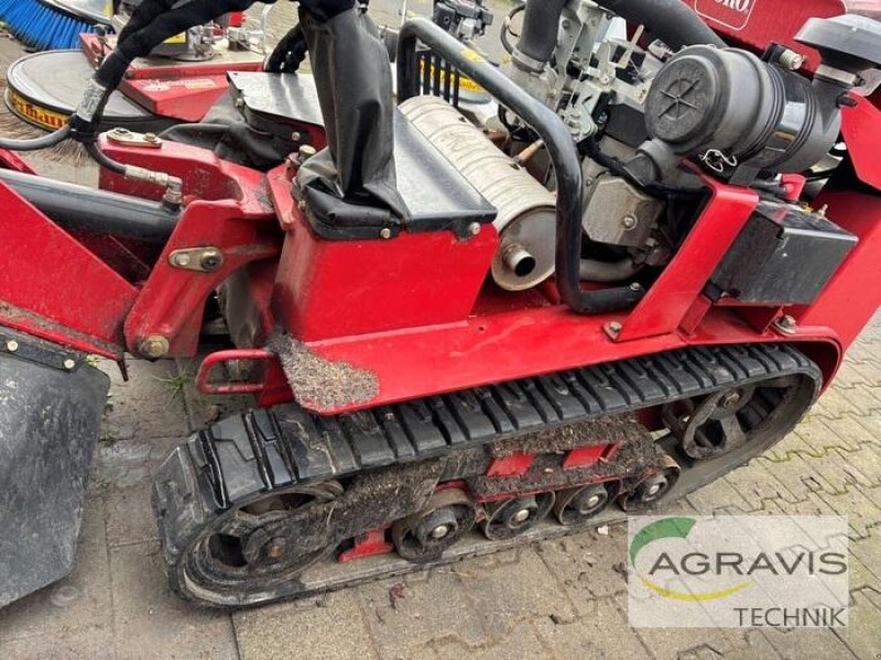 Dammformer des Typs Toro STX-38 BAUMSTUBBENFRÄSE, Neumaschine in Ladbergen (Bild 4)