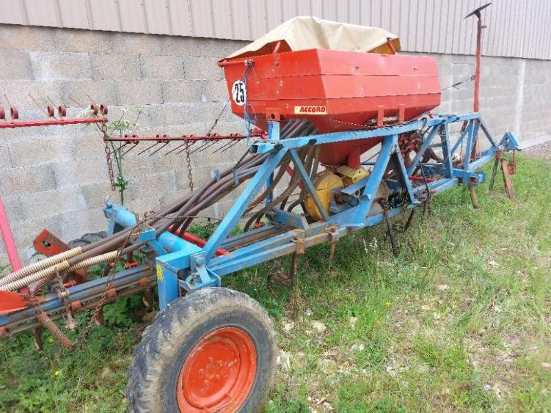 Direktsaatmaschine tip Accord DL, Gebrauchtmaschine in CHAUMONT (Poză 2)