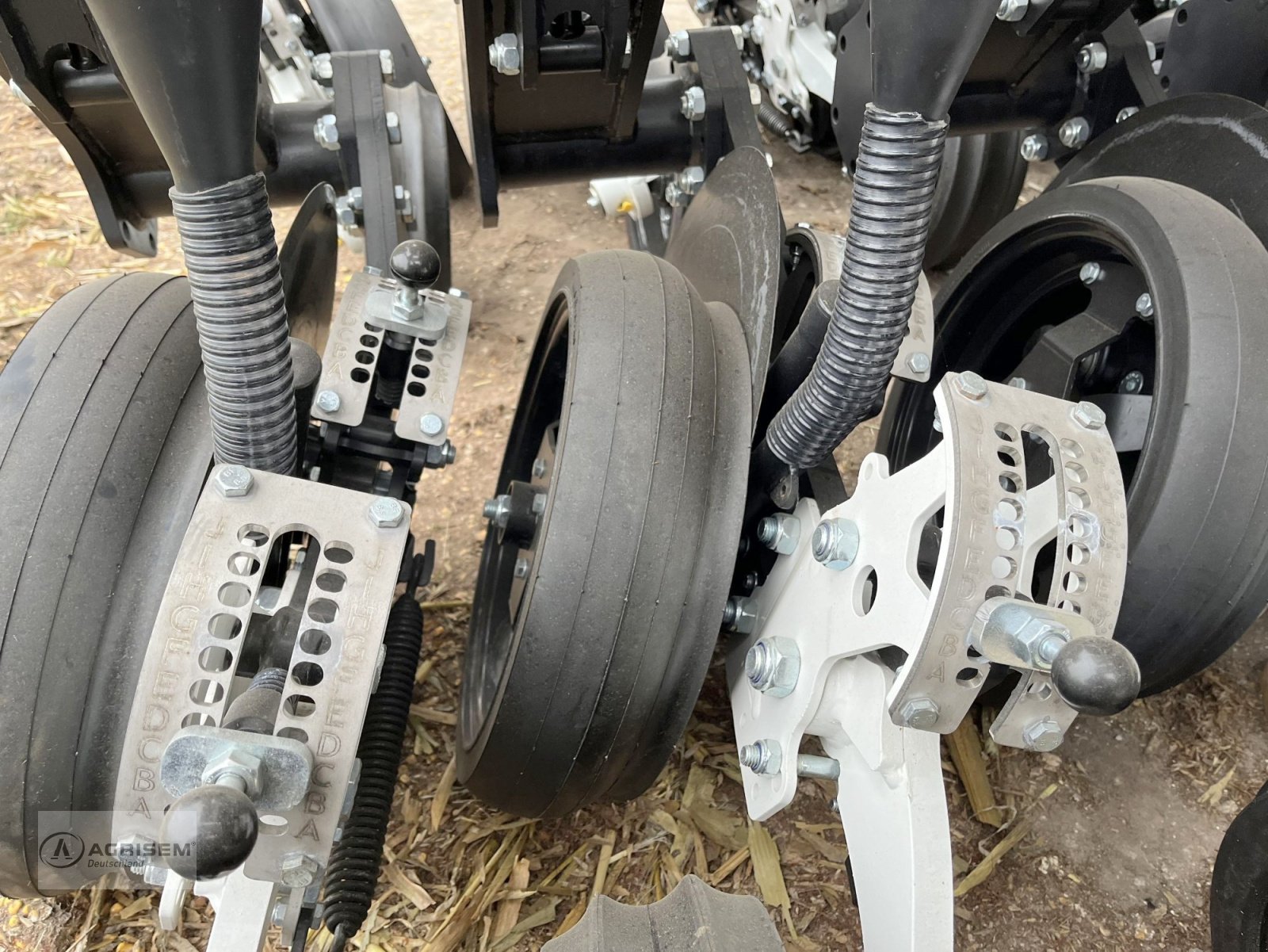Direktsaatmaschine del tipo Agrisem BOSS 3-18.75, Neumaschine In Römstedt (Immagine 23)