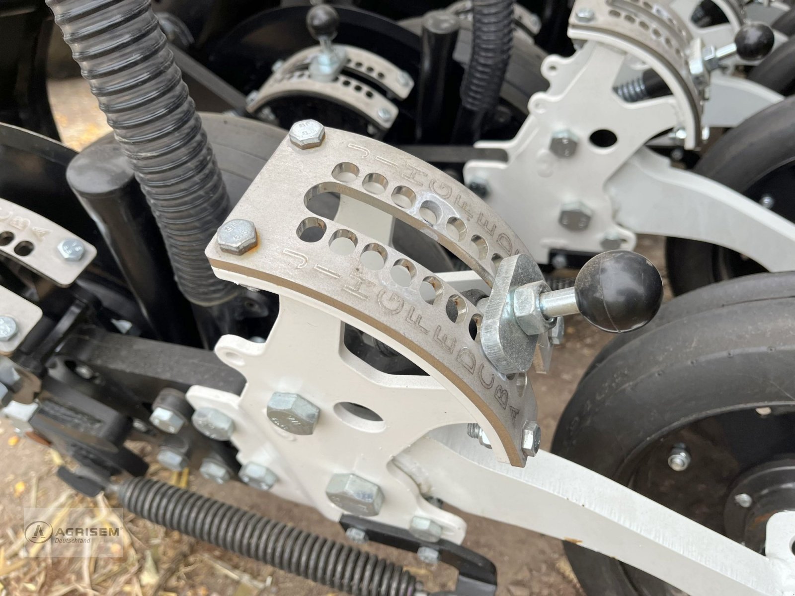 Direktsaatmaschine del tipo Agrisem BOSS 3-18.75, Neumaschine In Römstedt (Immagine 26)
