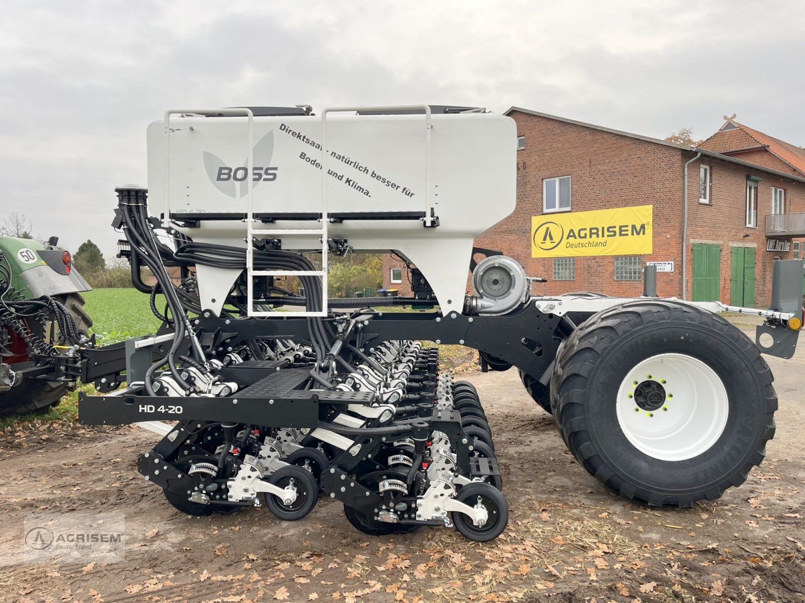 Direktsaatmaschine des Typs Agrisem BOSS 4-18.75, Neumaschine in Römstedt (Bild 1)