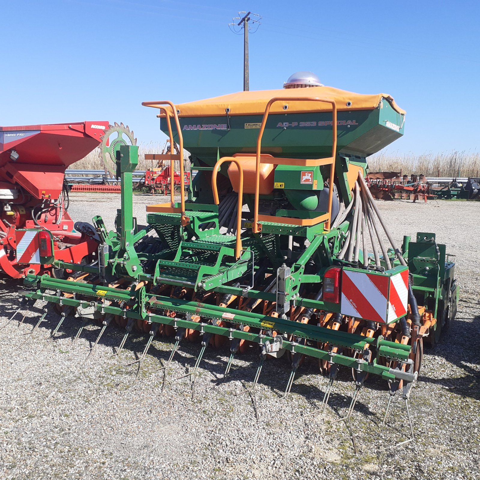 Direktsaatmaschine vrste Amazone ADP353, Gebrauchtmaschine v HERLIN LE SEC (Slika 1)