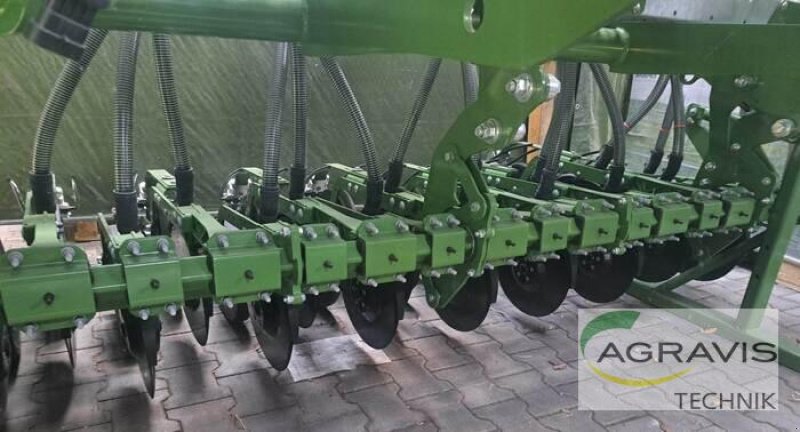 Direktsaatmaschine des Typs Amazone CENTAYA 3000 SPECIAL, Neumaschine in Melle-Wellingholzhausen (Bild 3)