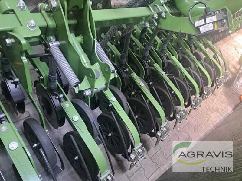 Direktsaatmaschine des Typs Amazone CENTAYA 3000 SPECIAL, Neumaschine in Melle-Wellingholzhausen (Bild 12)