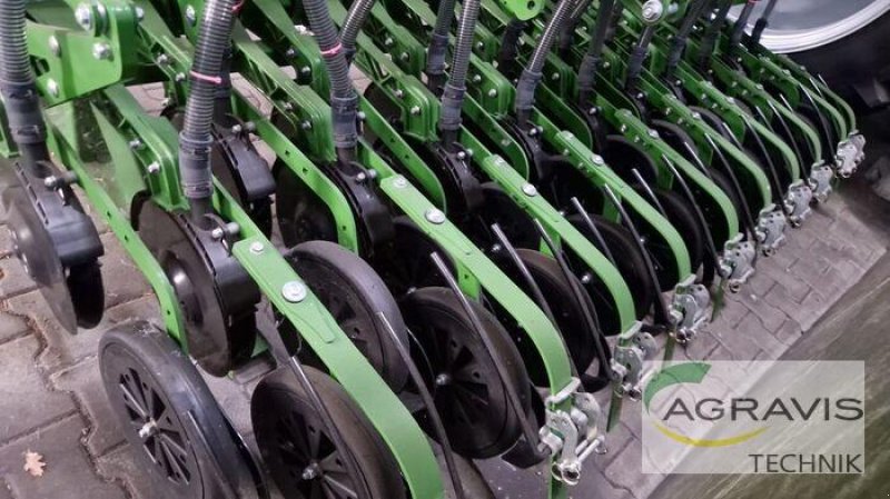 Direktsaatmaschine des Typs Amazone CENTAYA 3000 SPECIAL, Neumaschine in Melle-Wellingholzhausen (Bild 8)