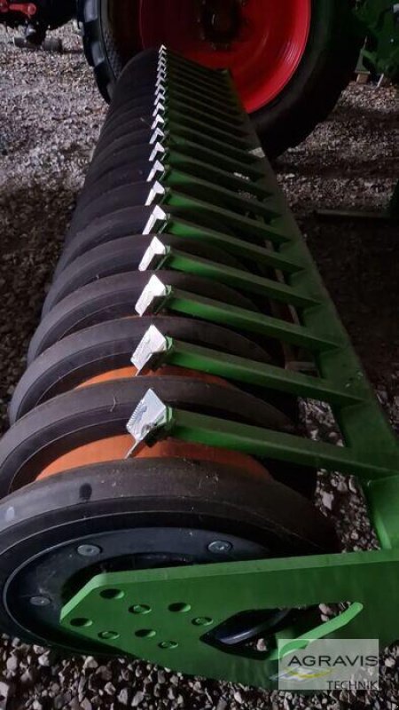 Direktsaatmaschine des Typs Amazone CENTAYA 3000 SPECIAL, Neumaschine in Melle-Wellingholzhausen (Bild 14)