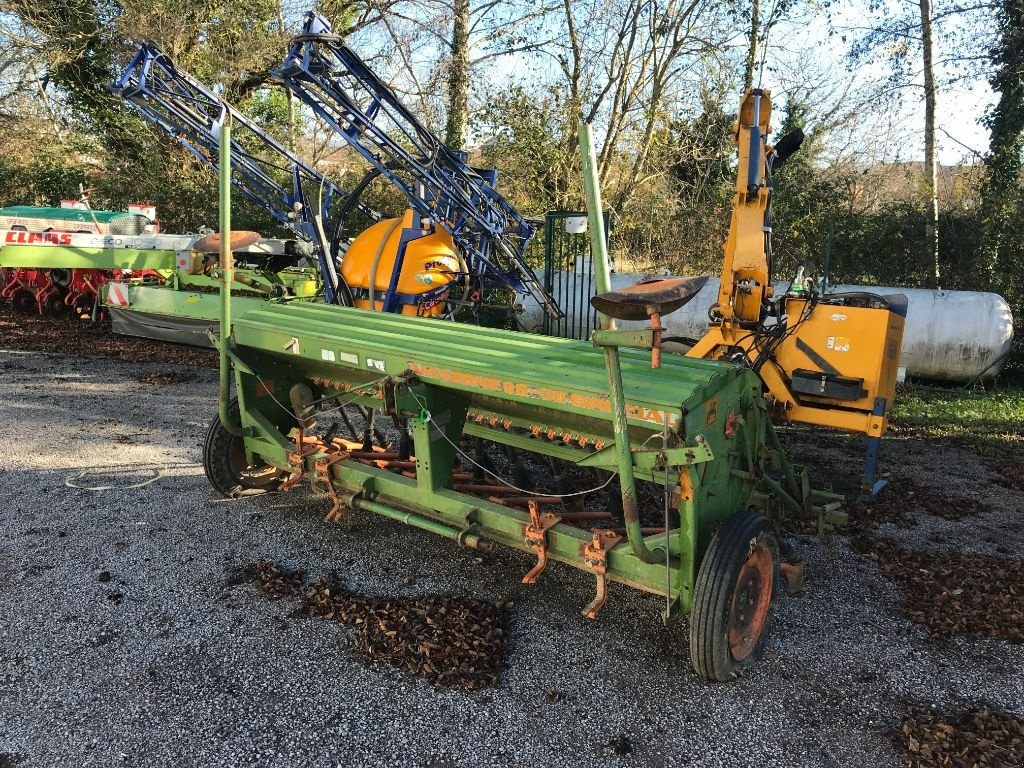 Direktsaatmaschine du type Amazone D8.30 SPÉCIAL, Gebrauchtmaschine en MORLHON LE HAUT (Photo 2)