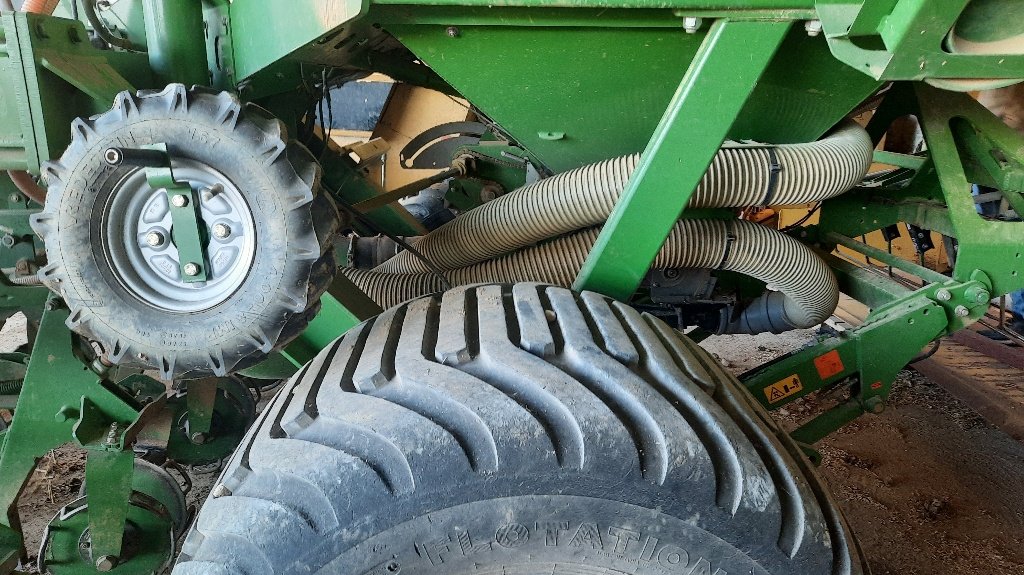 Direktsaatmaschine typu Amazone PRIMERA DMC 3000-C, Gebrauchtmaschine w CHAUMONT (Zdjęcie 5)