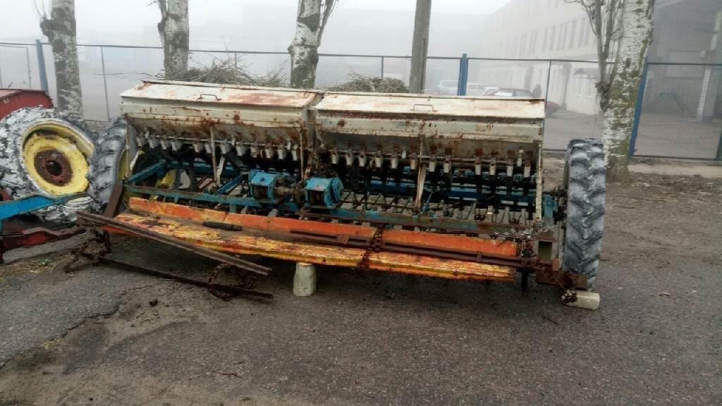 Direktsaatmaschine Türe ait CHERVONA ZIRKA СЗ-3.6, Gebrauchtmaschine içinde Херсон (resim 5)
