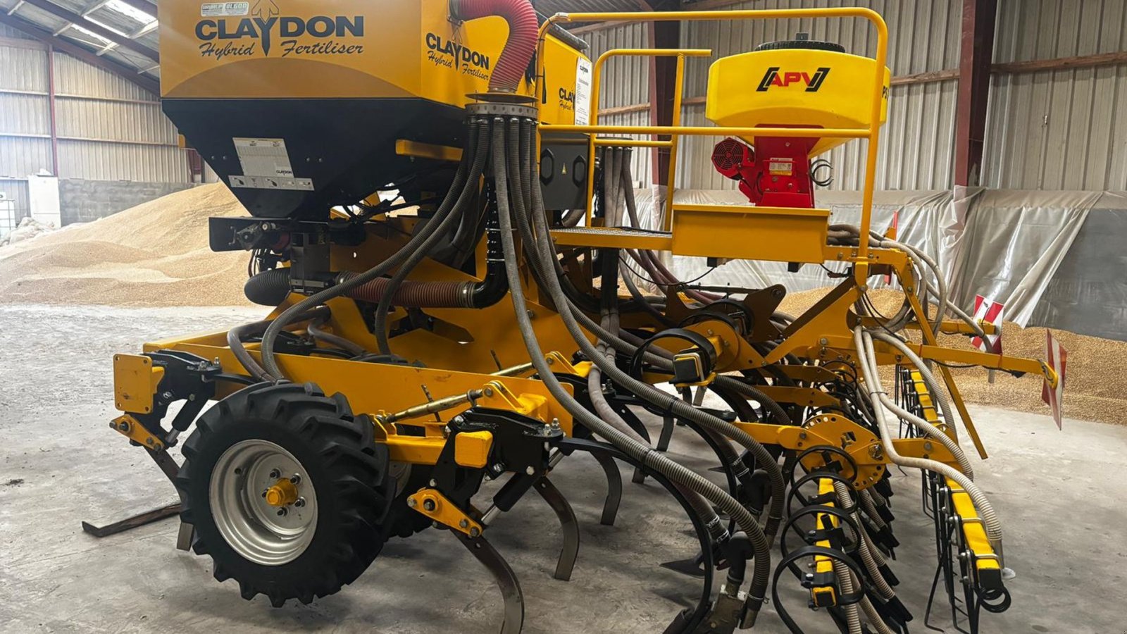 Direktsaatmaschine tipa Claydon Hydrid 4 M med gødning og frøkasse, Gebrauchtmaschine u Skjern (Slika 4)