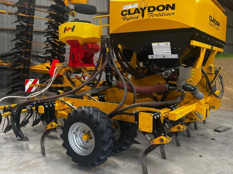 Direktsaatmaschine tip Claydon Hydrid 4 M med gødning og frøkasse, Gebrauchtmaschine in Skjern (Poză 1)