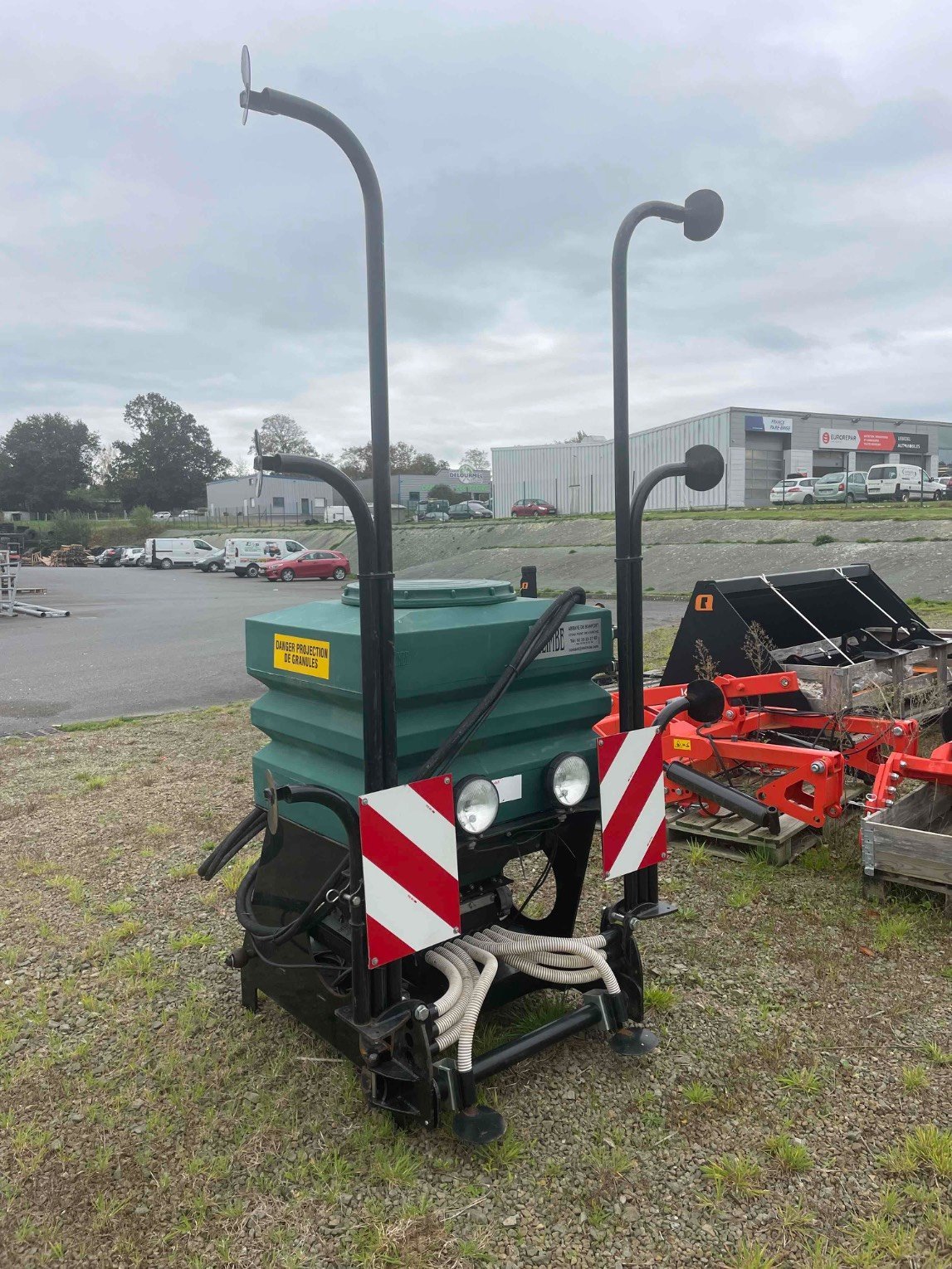 Direktsaatmaschine typu Delimbe T17 400L, Gebrauchtmaschine v SAINT CLAIR SUR ELLE (Obrázek 1)