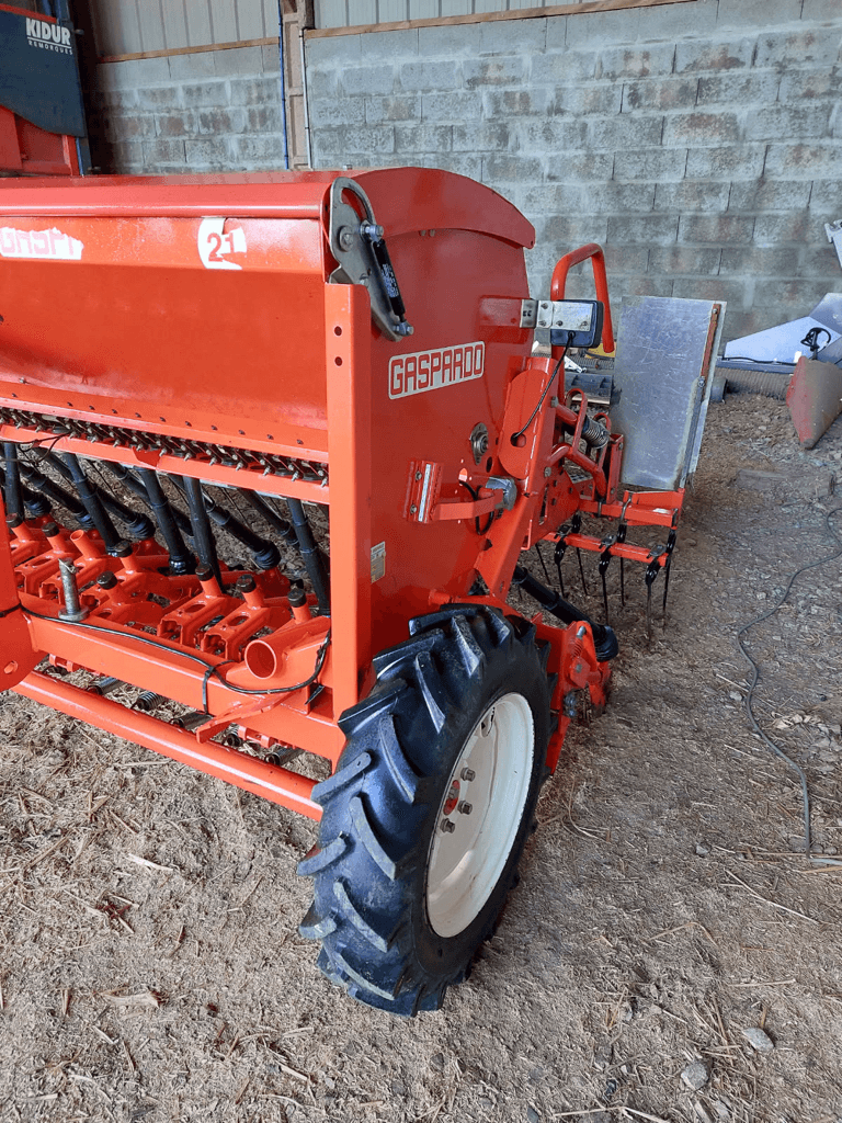 Direktsaatmaschine del tipo Gaspardo NINA300 - 21 SOCS, Gebrauchtmaschine In ISIGNY-LE-BUAT (Immagine 3)