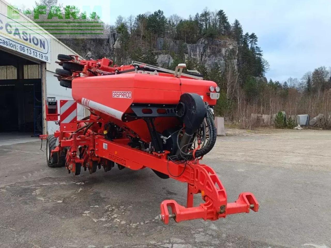 Direktsaatmaschine typu Gehl gigante pressure 400, Gebrauchtmaschine v CHAUVONCOURT (Obrázek 4)