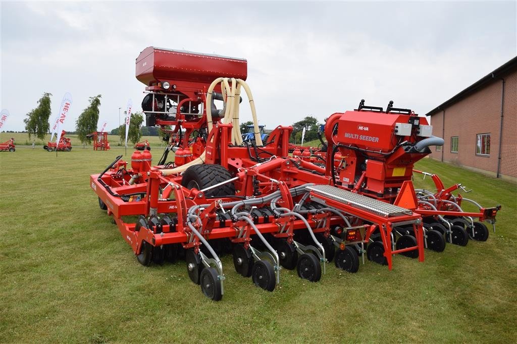 Direktsaatmaschine des Typs HE-VA SUB-TILLER 5m-9tds, Gebrauchtmaschine in Maribo (Bild 1)