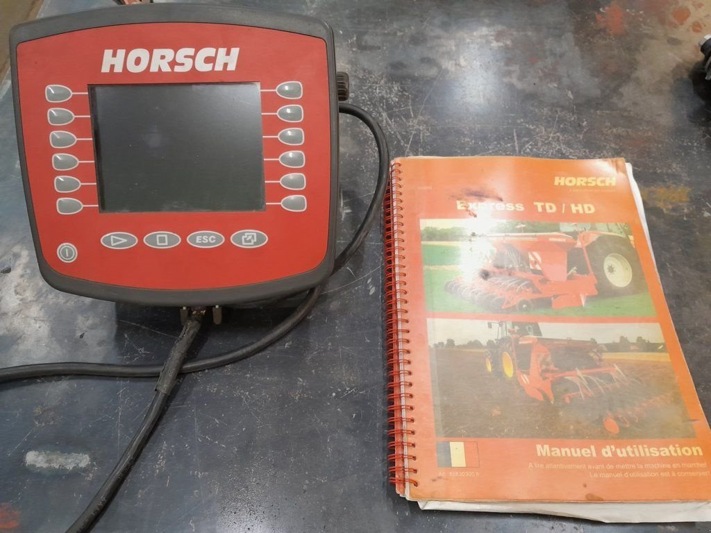 Direktsaatmaschine tip Horsch EXPRESS 3,5 TD, Gebrauchtmaschine in BEAULEU (Poză 11)