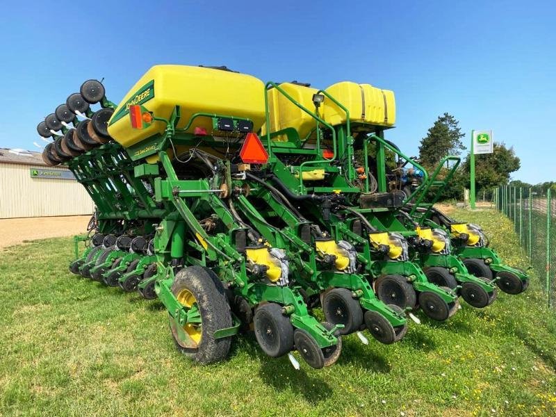 Direktsaatmaschine typu John Deere 1790NT, Gebrauchtmaschine v SAINT-GERMAIN DU PUY (Obrázok 4)